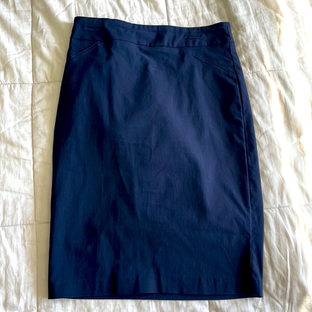 Dalia Navy Pencil Skirt Women’s size 2